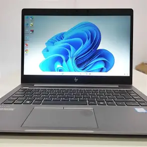 HP ZBOOK 14 G8 i7 32-512 10Th TOUCH 4GB GRAPHICS