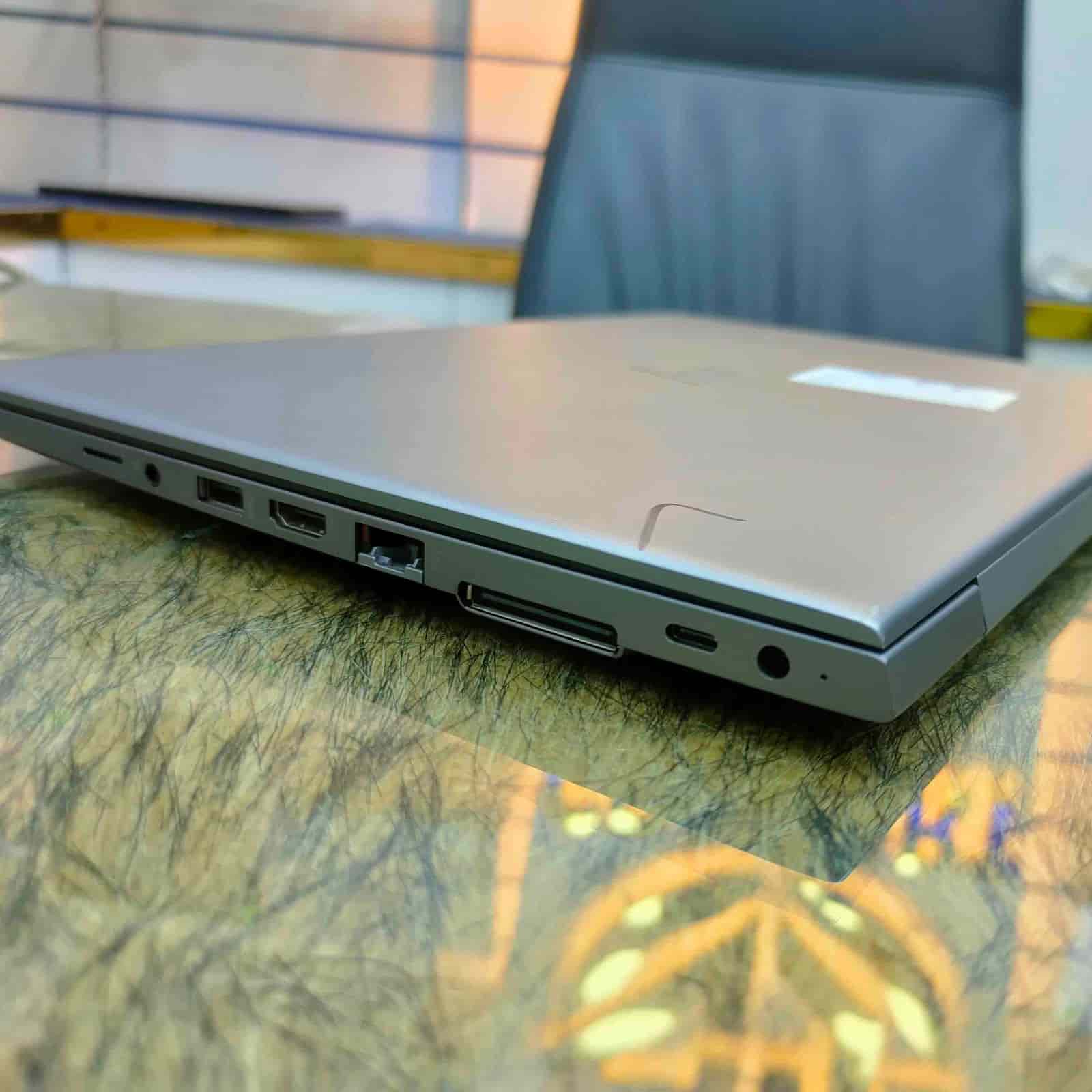 Zbookb 14 g7 i7 16/512 10th  Non 4 GB graphics